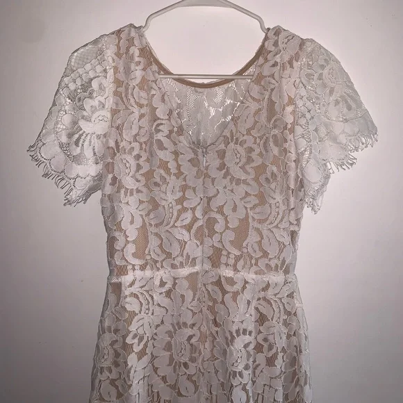 Lulu’s White Lace Dress - Picture 5 of 8